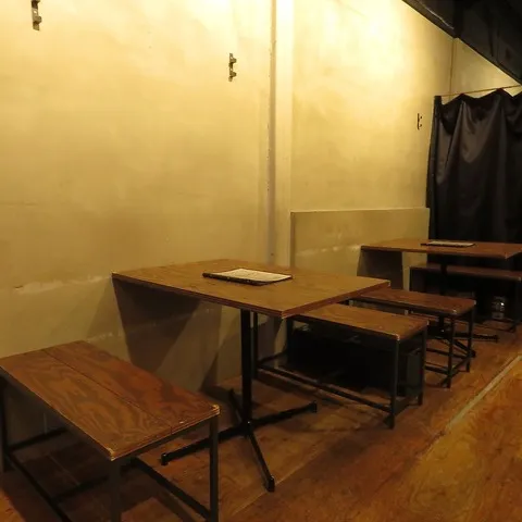 シックな落ち着いた空間